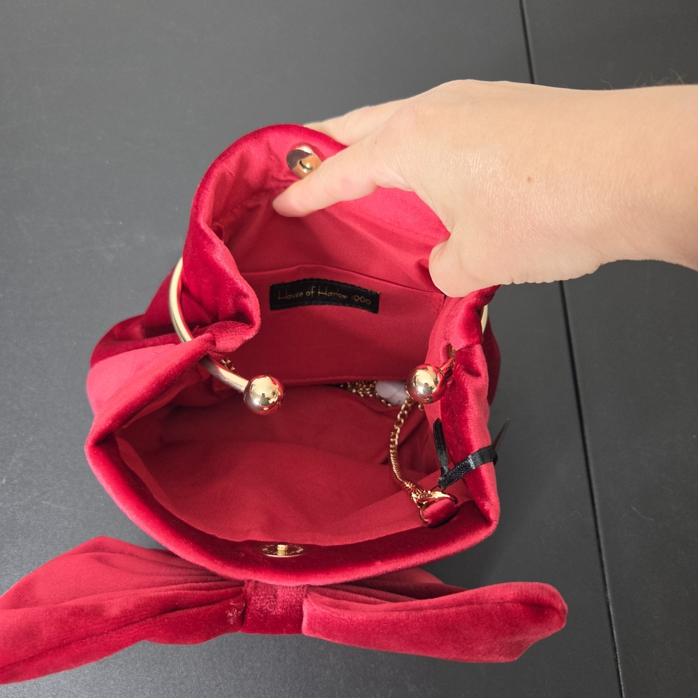 House of Harlow 1960 Red Velvet Bow Ring-Handle Clutch - Picture 6 of 8